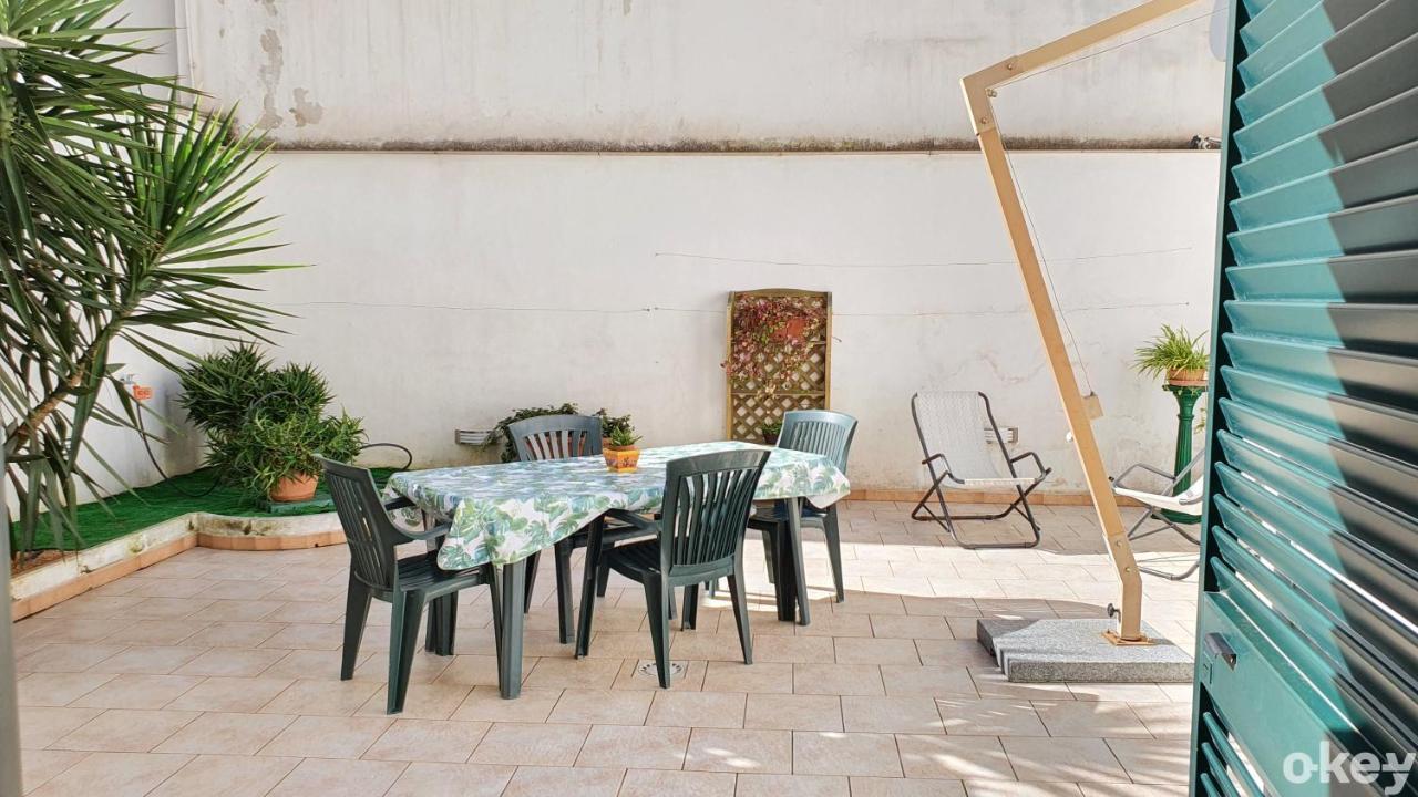 Garden House - Casa Vacanze Бари Экстерьер фото